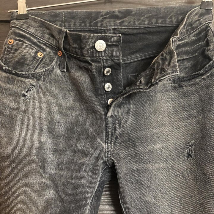 Джинсы Levi’s