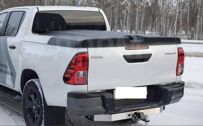 Фаркоп Toyota Hilux 2015