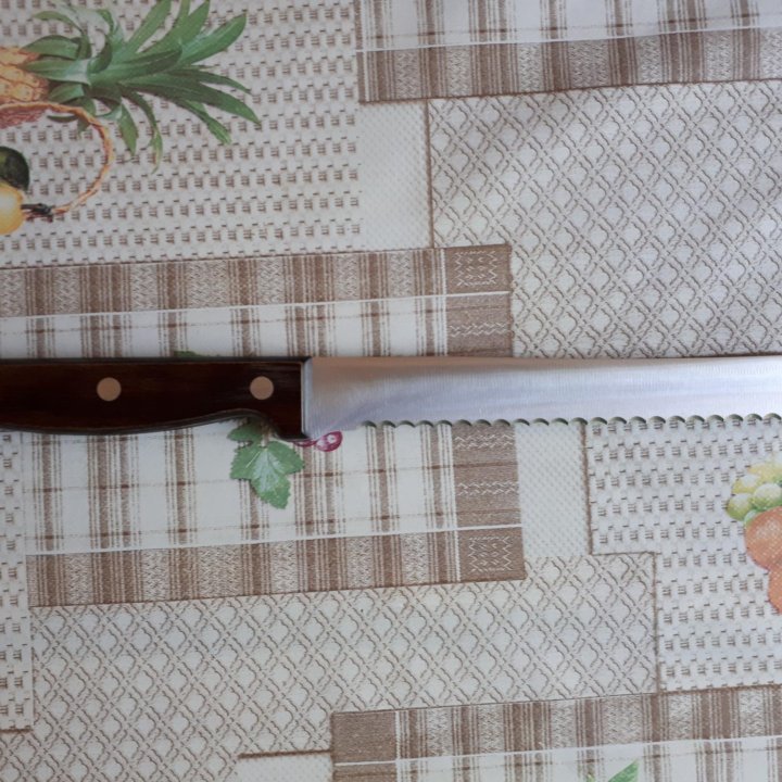 Нож для хлеба и ветчины Tramontina