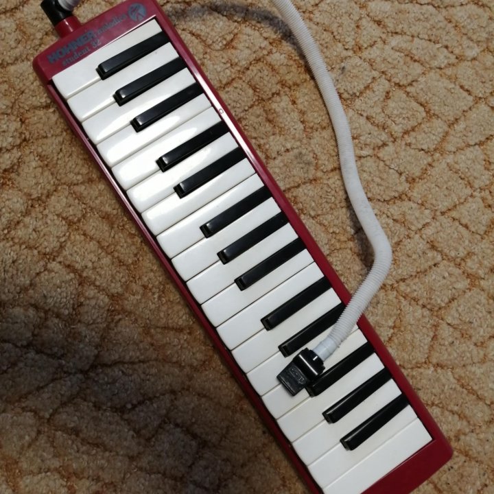 Духовая мелодика HOHNER melodica student 32