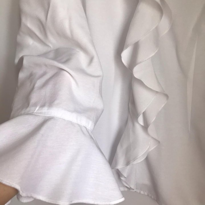 Блуза белая 52-54