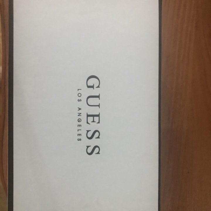 Кошелек оригинал Guess