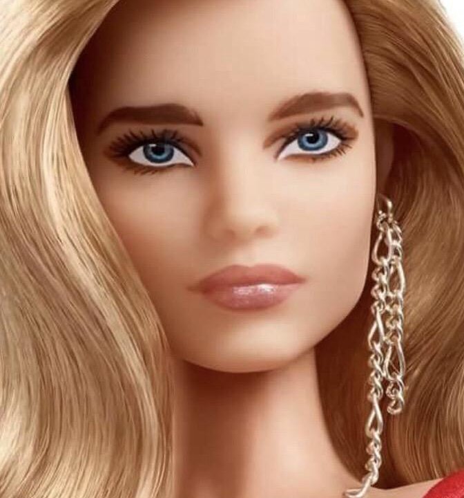 Кукла коллекционная Barbie Наталья Водянова