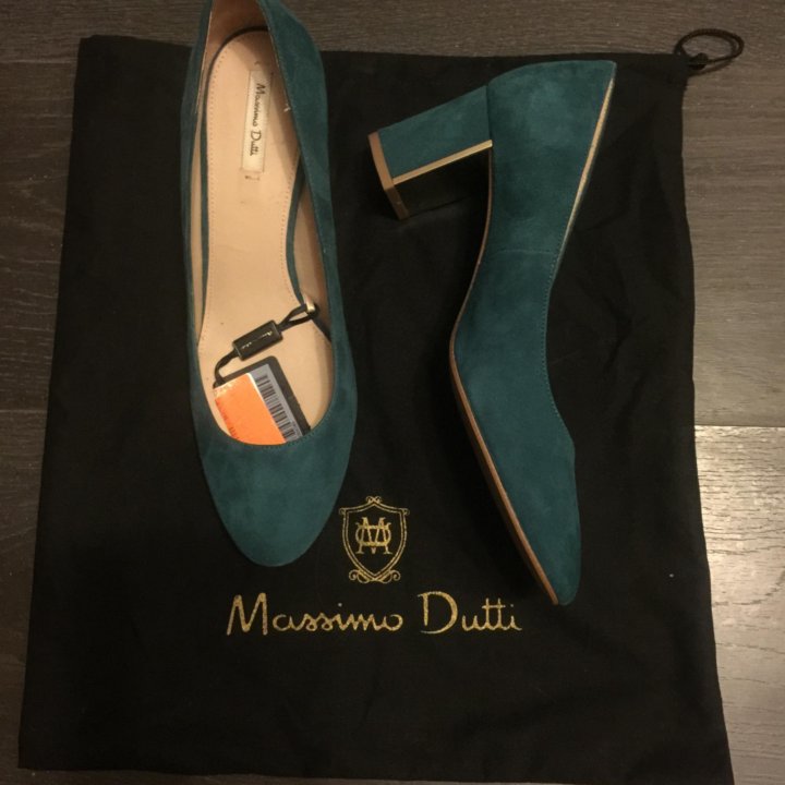 37 Массимо Дутти