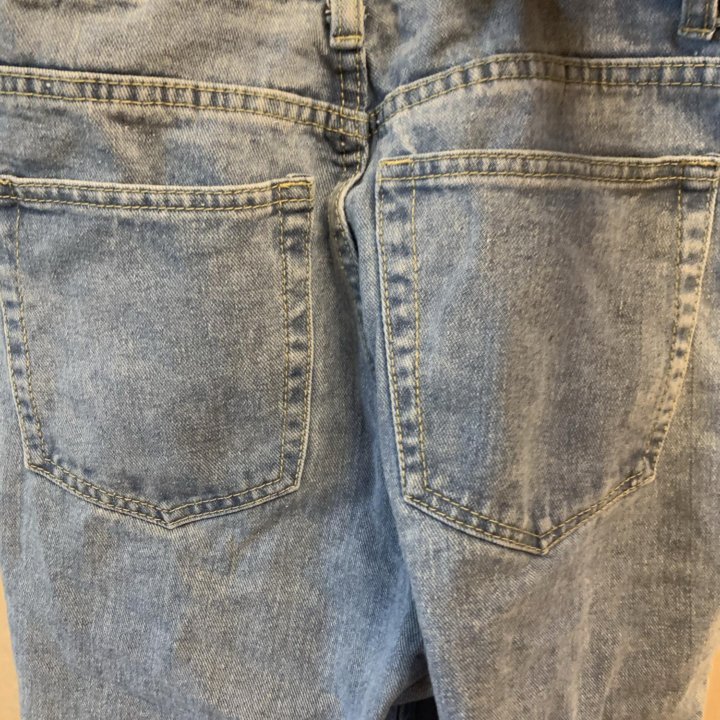 Новые джинсы