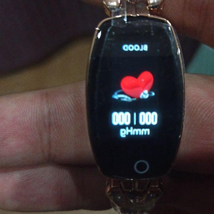 Женские часы Smart Watch