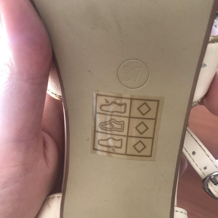 Босоножки туфли