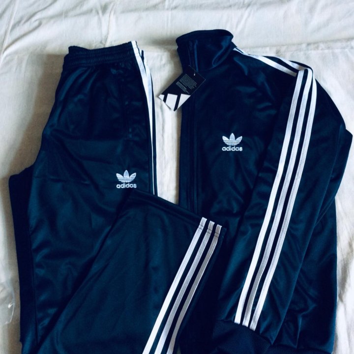 Олимпийка adidas vintage 80s. Спортивный костюм адидас 80. Костюм спортивный адидас мужской 80-х. Костюм адидас 90-х. Костюмы адидас 80 adidas.