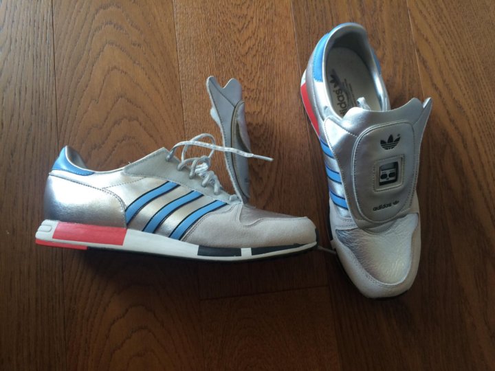 Кроссовки адидас на авито москва. Кроссовки адидас 80-90. adidas 80-х кроссовки. адидас микропейсер 1984. кроссовки адидас 80 х годов.
