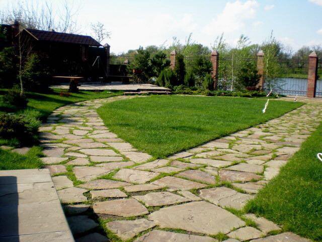 дорожки из песчаника. ооо шар балатовский парк. бульвар по улице дружбы пермь. садовые пошаговые дорожки из плитняка. палас 83_p1286e2.