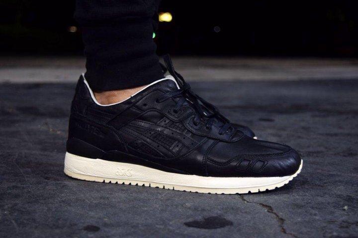 Asics 550. Asics красноярск. Кроссовки мужские асикс1011а167. Кроссовки асикс марафонки. Кроссовки мужские асикс1011а167.