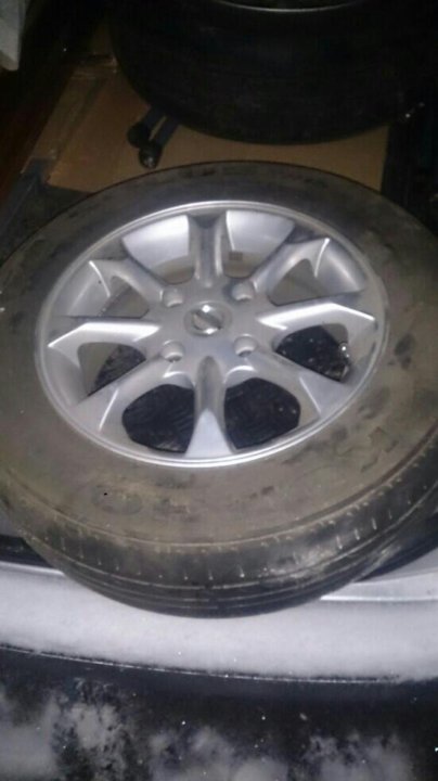 Диск литой r15 almera classic. 3. Шины ниссан альмера классик r14. Диски на альмера классик r14. Диски на альмера классик r14.