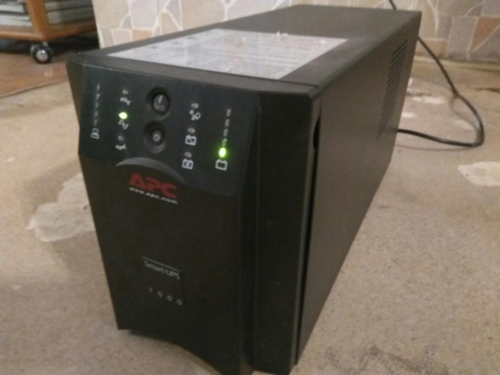 Ремонт smart ups. APC Smart ups 1000. APC Mod 240 1000va. APC включить. ИБП Warrior 400- 1000 va фото на складе.