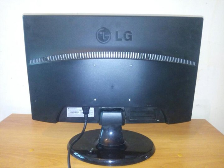 Lg flatron w2243s. LG Flatron w2243s-PF. W2243s-PF. Flatron w2243s разъем.