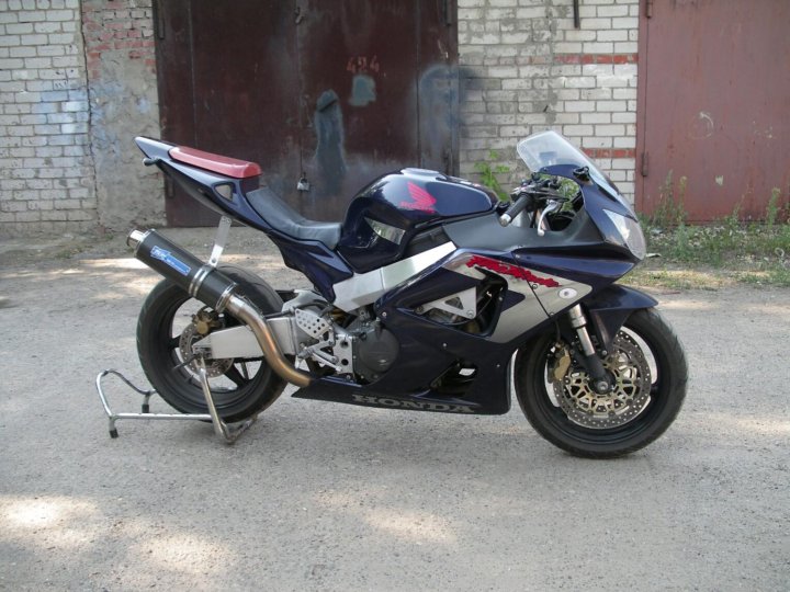 Honda cbr929rr РІС‹С…Р»РѕРї