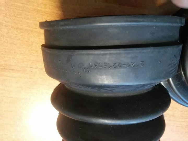 пыльник привода 2121-2131,2123 наруж (брт). пыльник шруса нива 2121. пыльник шруса наружного 2121, 2123 (красный полиуретан) "drive" cs20. пыльник шруса нива 2121. пыльник шруса нива 2121.