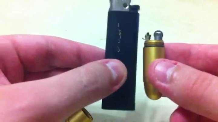 Как устроена зажигалка. Зажигалка Бристоль. Лего зажигалка мини. Как сделать зажигалку из зарядки для телефона. Зажигалка Бристоль прикол