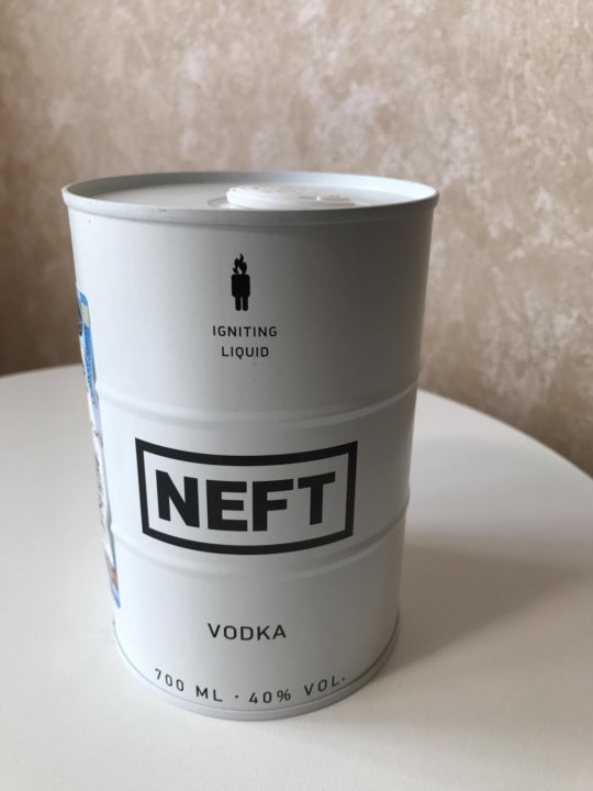 Водка Neft (Black barrel) цена 0,7 л руб., купить Нефть Черная в Москве, магазин Декантер