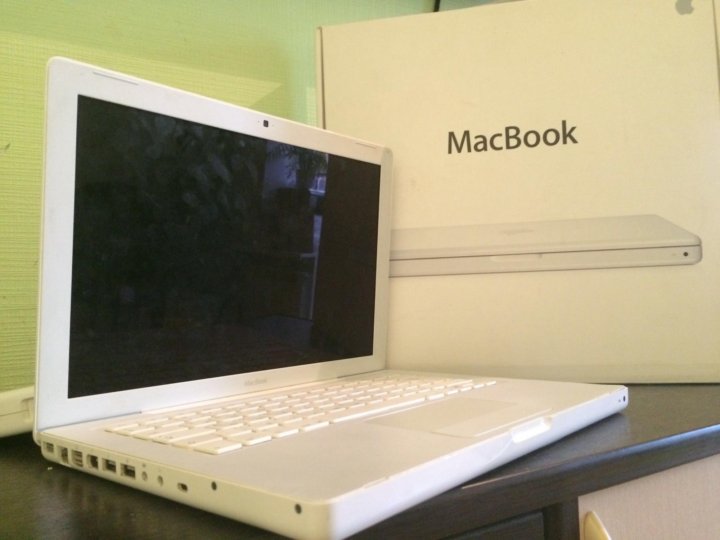 apple macbook pro 2008 edition price