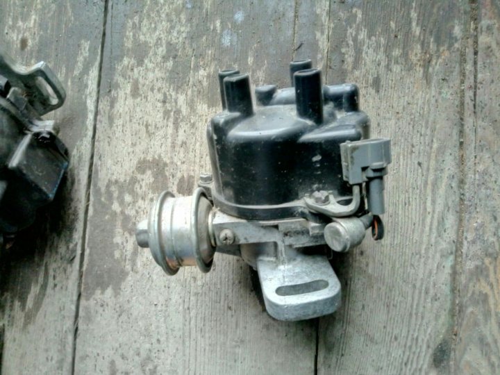 трамблер 4 а е. трамблер 4a fe 6+2. 4a fe трамблер 4 pin. трамблер 4 а е. трамблер 4a fe bosch.