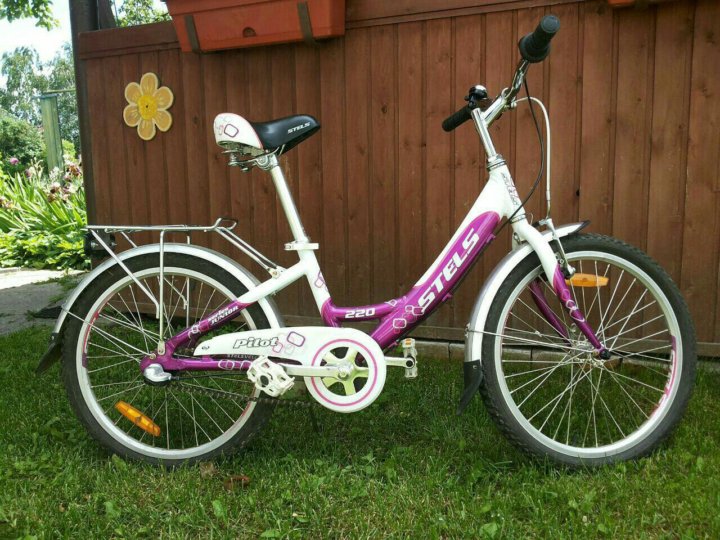 Велосипед для девочек купить авито. Велосипед стелс для девочки 10 лет. Велосипед стелс 220. Стелс 220 подростковый велосипед для девочек. Подростковые велосипеды стелс 24 дюйма девочка.