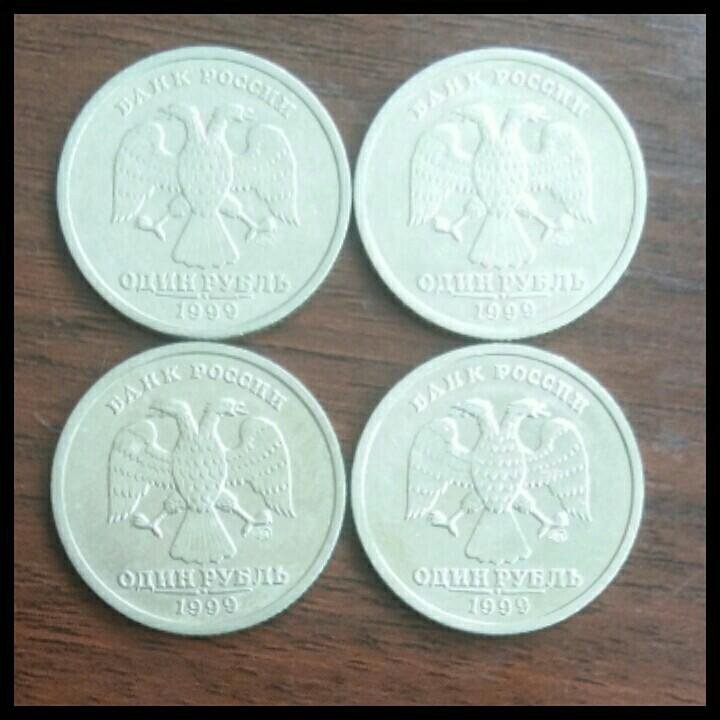 Рубль с пушкиным 1999. 1 рубль пушкин спмд. 1 рубль 1999 пушкин ммд. Монета 1 рубль пушкин. Монета с пушкиным.