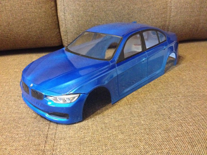 Body 1 10. RC кузов 1/10 BMW. Tamiya BMW body 320. Кузова BMW 1/10 Tamiya. Кузов из лексана 1.10 BMW.