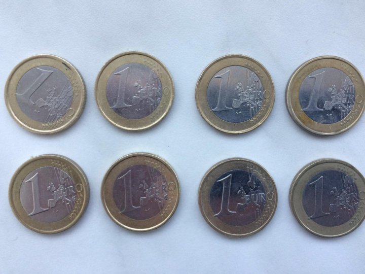 1 в евро можно. 1 Евро. 1 Евро картинка. Евро много монет. Монеты 1 евро много.
