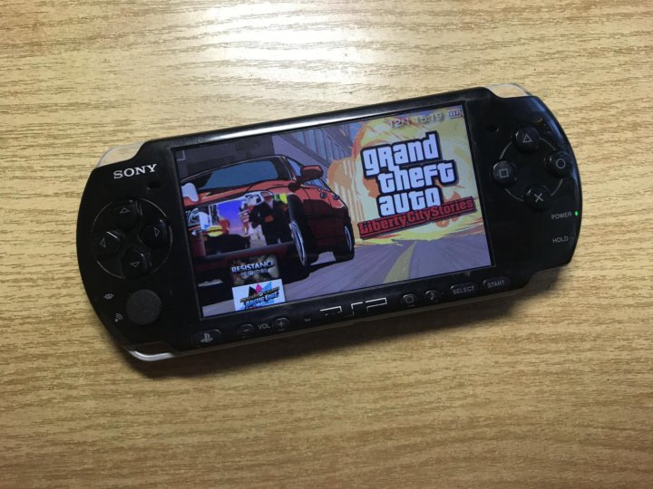 Psp 3008. Sony PSP 3008 Slim. Игровая консоль Sony PSP 3008. ПСП слим 3008. ПСП 3008 глянцевая.