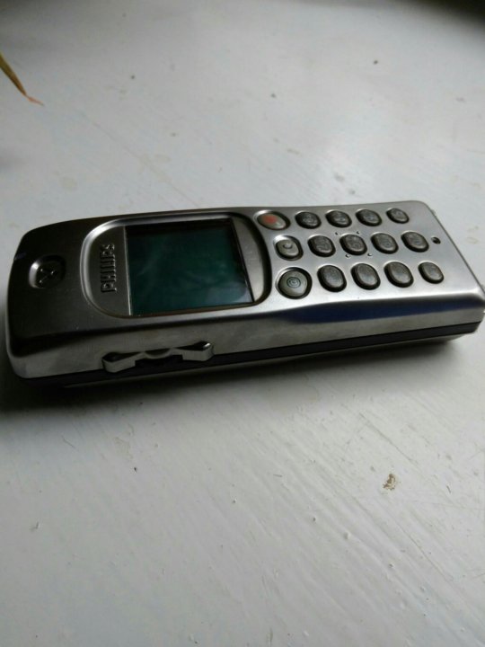 Philips xenium 9 9