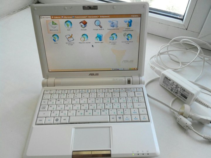Нетбуки asus eee 700. Нетбук asus eee pc 700 зарядка.