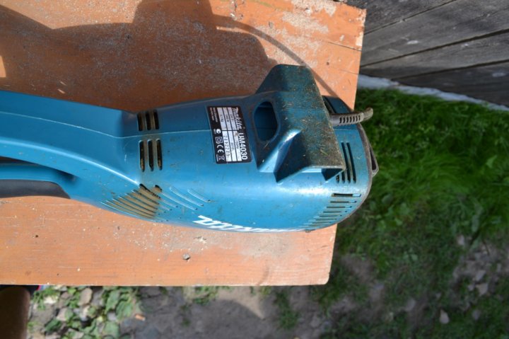 Makita um4030. Макита um 4030. Макита 4030 триммер. Триммер Makita um4030 запчасти. Макита триммер дбц1040.