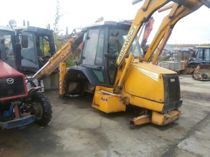 Case 580 quick coupler. Запчасти case 580 sle бу. Демонтаж кейс. Экскаватор case 688 новый. Демонтаж кейс.