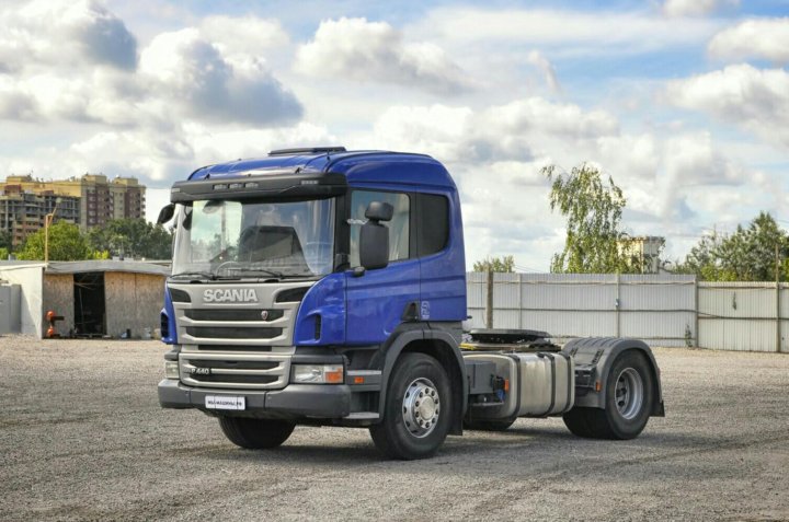 В отзывах водители подчеркивают эффективность системы undefinedScania Opticruise и прогрев двигателя перед нагрузкой для экономии топлива. Регулярное ТО снижает расход на 4–7%, особенно при своевременной замене воздушных фильтров и топливных форсунок.