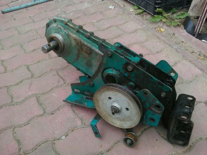 Редуктор мб крот-3. Мотокультиватор крот редуктор. Редуктор на мотокультиватор крот с реверсом. Редуктор крот мк-455. Редуктор крот.