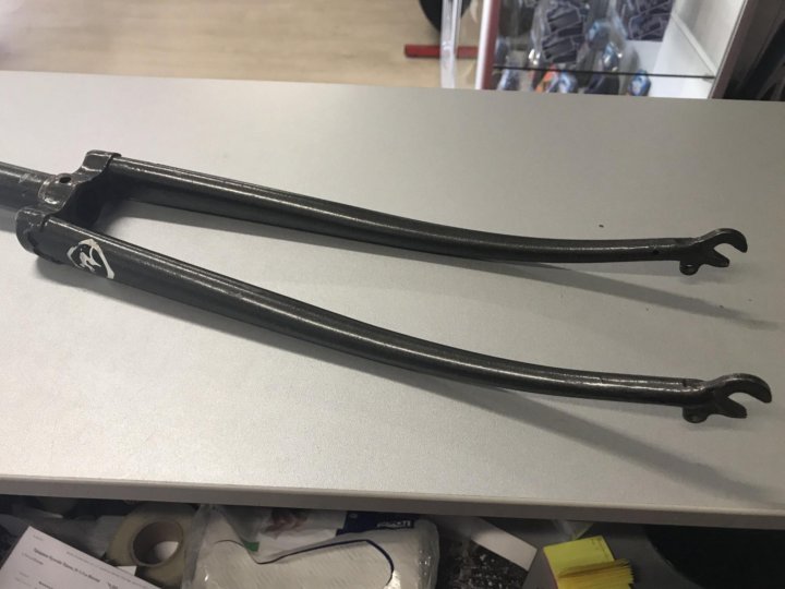 Вилка хвз спецзаказ. Переходник для розеток старт (с/а 1/1/пу10/16-002),. Передняя вилка хвз старт шоссе. Вилка хвз старт шоссе. Жесткая вилка forward.