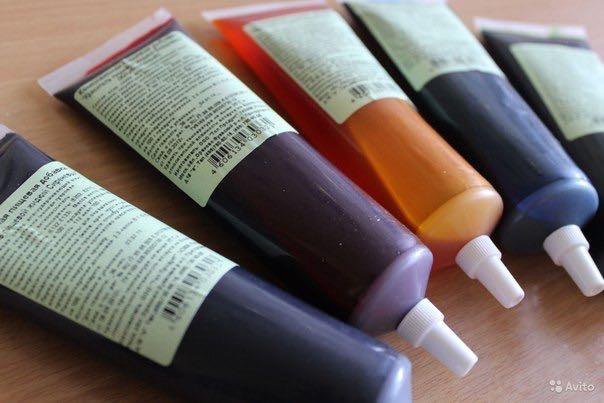 Мастика восковая для пола vici lux бесцветная. Мастика в тюбиках. Мастика в тюбиках. Мастика для паркета эдельвакс. Мастика в тюбиках.