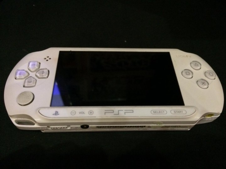 Psp street. ПСП е1000. PSP e1004 картриджи. PSP e1008. ПСП стрит.