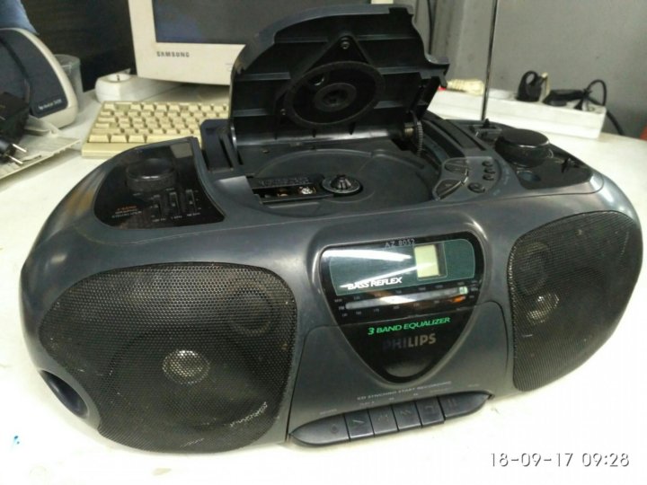 philips az8070