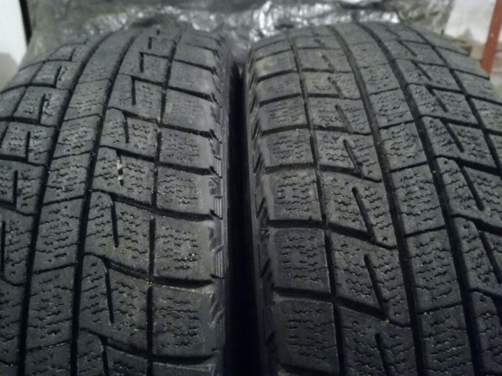Bridgestone revo 185/65r14. Бриджстоун резина зимняя 14 185 65. Бриджстоун 5000 шипы. Bridgestone sf-215 175/70 r14 84s. Bridgestone blizzak revo gz 175/70r14.