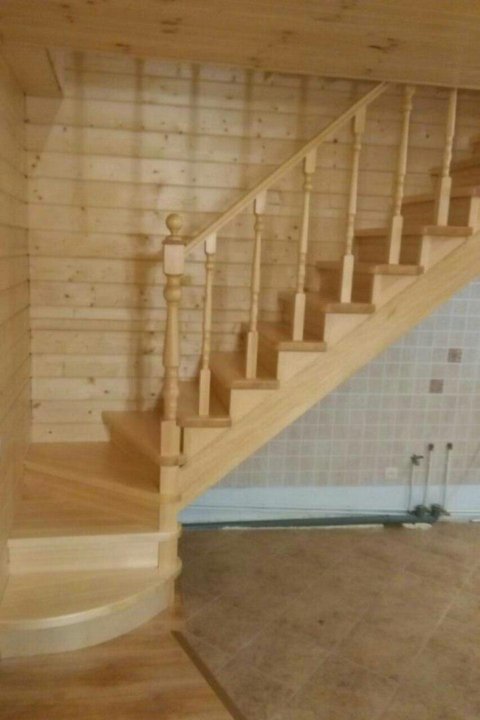 Фото лестниц 90 градусов Неактивно