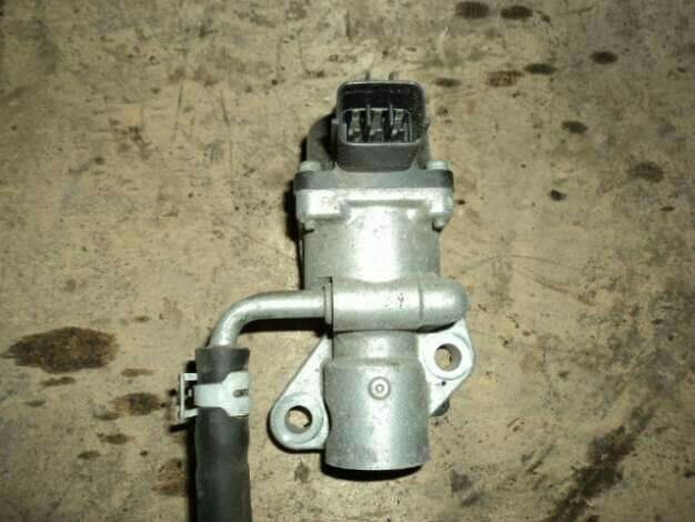 0 американец. Датчик холостого хода ford focus 1 2. Клапан холостого хода форд фокус 1. Клапан холостого хода форд фокус 1. Форд фокус 2 клапана холостого хода.