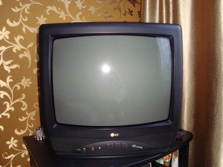 Телевизор обычный куплю. LG 21 дюйм кинескопный. Телевизор LG 21 дюйм кинескопный. Телевизор LG CF-21f39. LG CF 20f30.