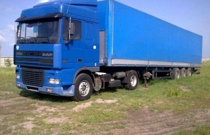 Дав синий. DAF XF 95 С полуприцепом. DAF 95 XF 380. Даф 105 с полуприцепом синий. Даф 105 с синим прицепом.