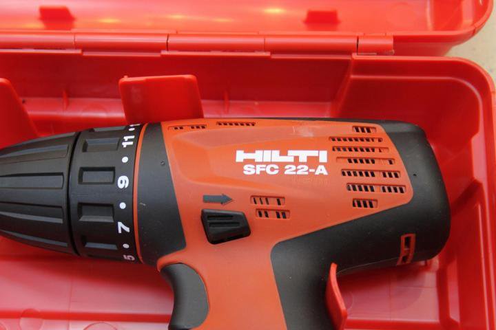Hilti sfc 22 a. Шуруповёрт хилти SFC 22-A. Кейс хилти sfc22a.. Аккамуляторный шуруповёрт Hilti SFC 22 редуктор. Шуруповёрт хилти 24вольта.