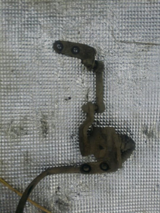 датчик положения кузова emz1043. 13320661 датчик insignia. датчик уровня кузова вектра. датчик положения кузова опель вектра с передний. датчик положения кузова опель.