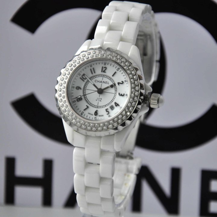 Керамические наручные часы. Chanel часы женские j12. Часы Chanel j12 керамика. Часы Шанель j12 оригинал. Часы Chanel j12 керамика оригинал.