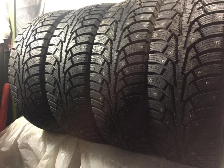 Резина б у зима. 215/65 R16 зима. Колёса 215/65 r16. Зимняя резина r16 215/65 шипованная. 195 /65 15 Зима.