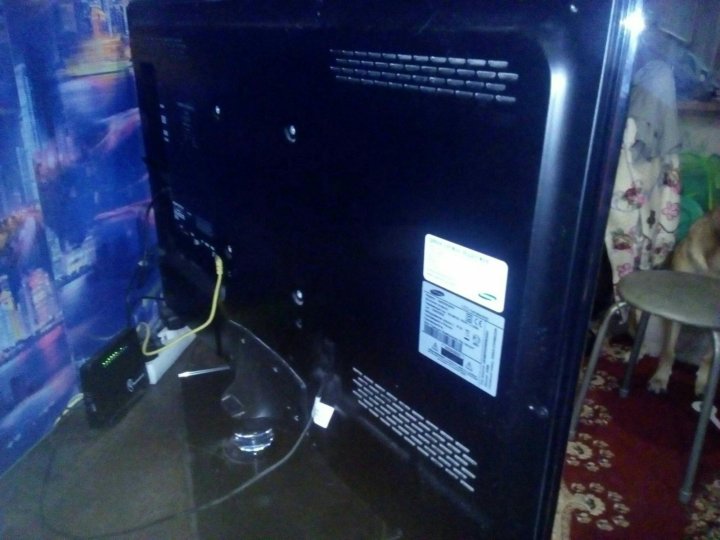 Samsung ue40d5520rw. Телевизор Samsung ue40d5520 40". Ue37o5520rw. Ue42d5520rw динамики.