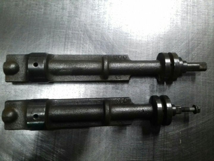 Баланс валы. Балансирные валы d4cb. D4cb балансировочные валы. Балансировочный вал d456. Балансирный вал дизель d4cb.